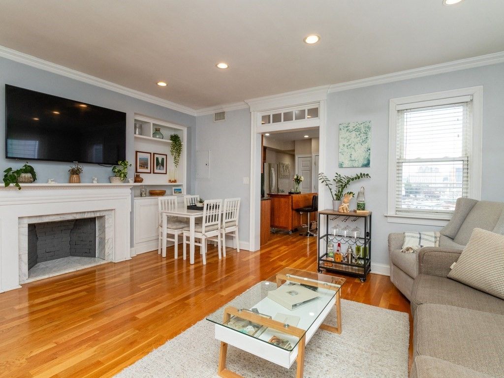 Photo of 68 High Street #4, Boston, MA 02129 (MLS # 73503519)