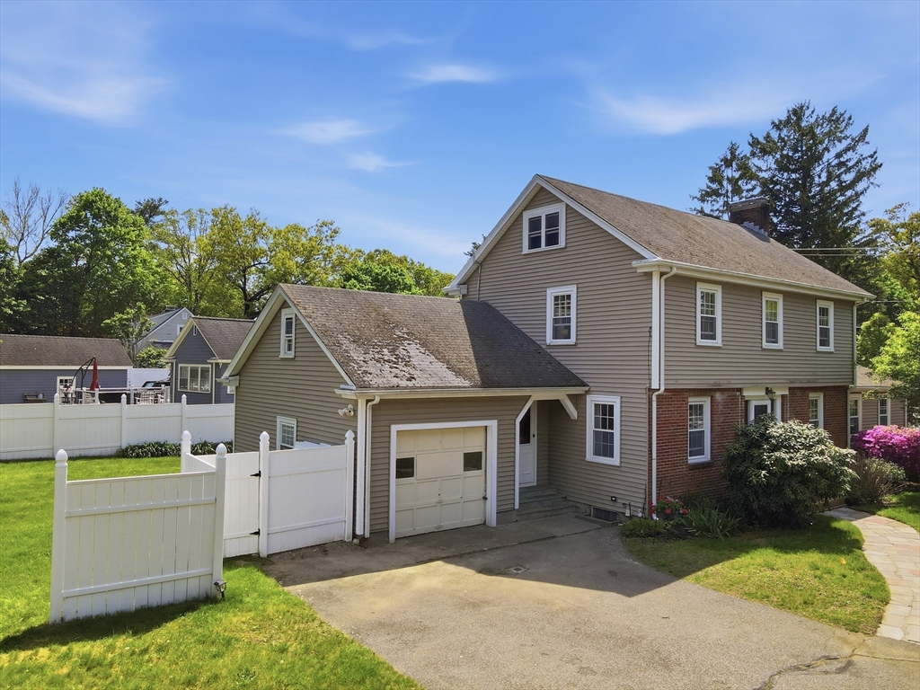 1 Valley View Rd