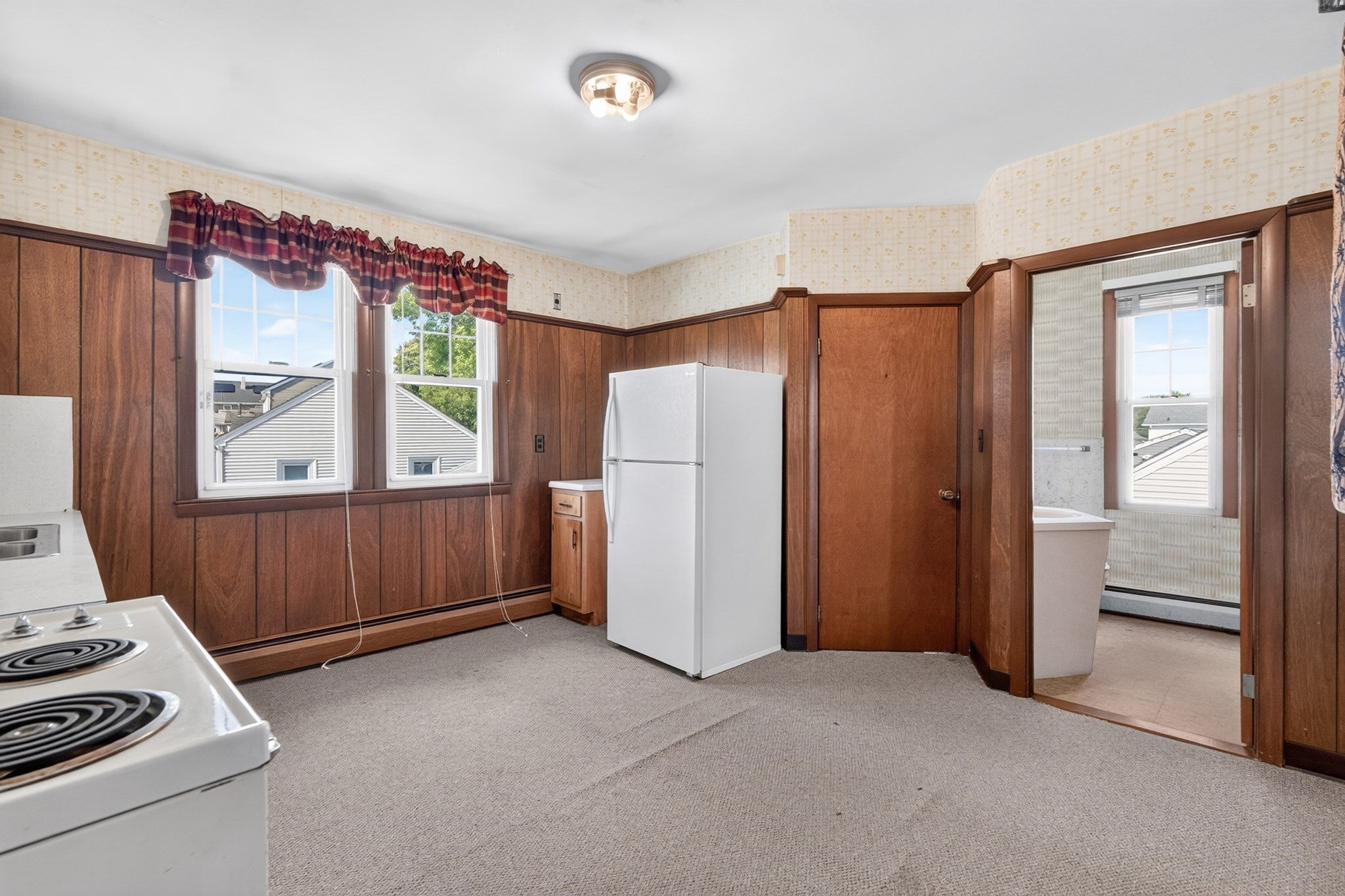 296 Power Rd, Pawtucket, RI, 296 Power Rd, Pawtucket, RI Photo #16
