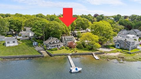2 Howland Ave Dartmouth MA 02748