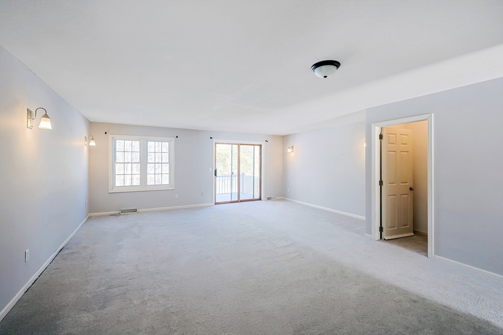 50 Laurelwood Dr 50