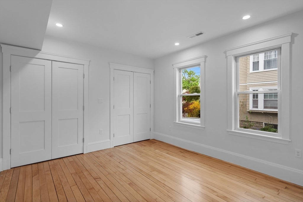 35 Farragut Ave #35, Medford, MA Photo #11