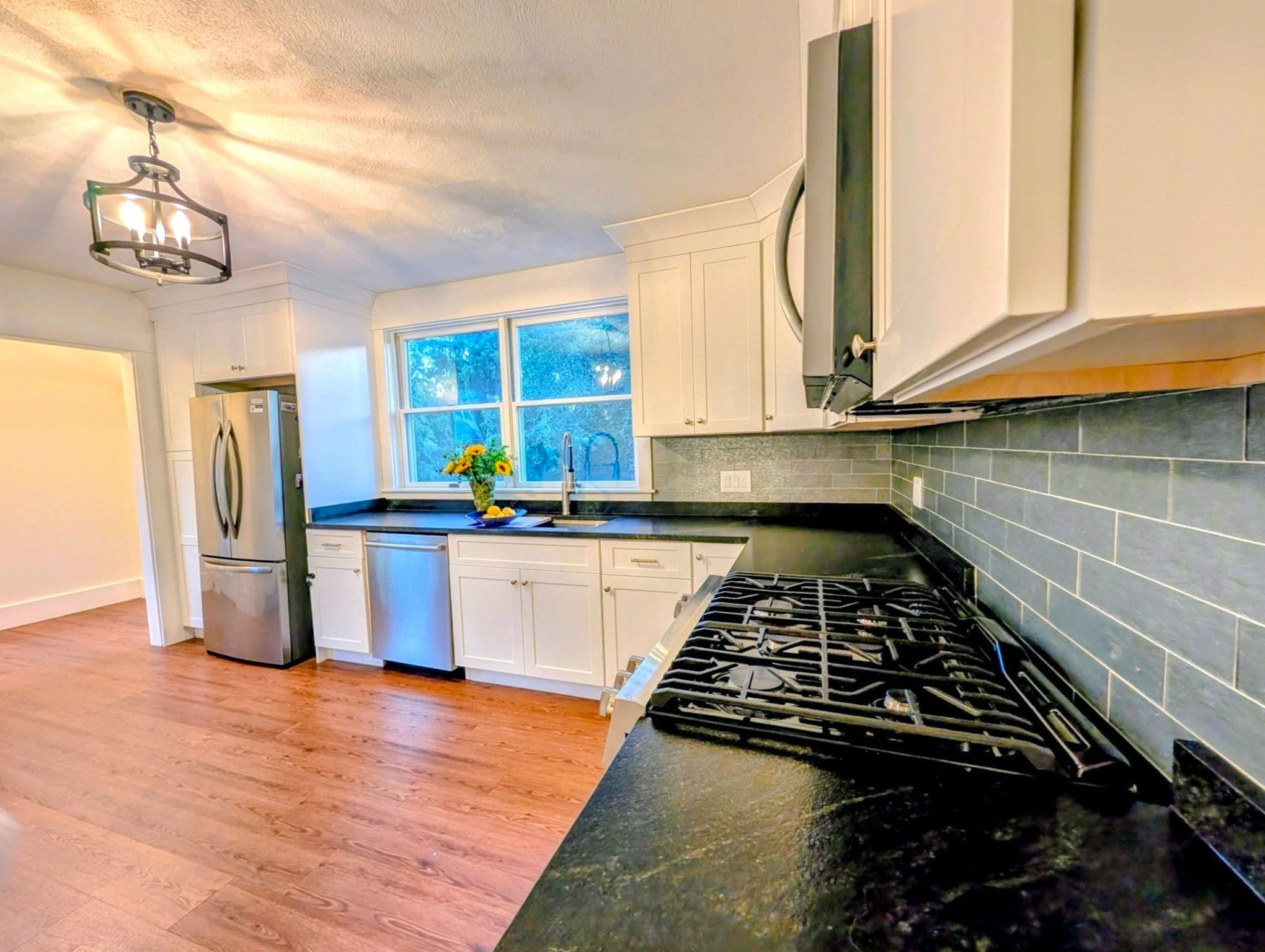55 Packard St, Hudson, MA Photo #9