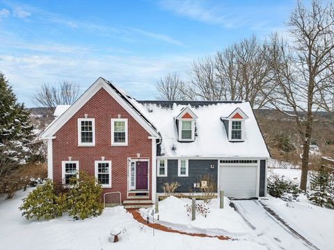 103 Prospect St Amesbury MA 01913