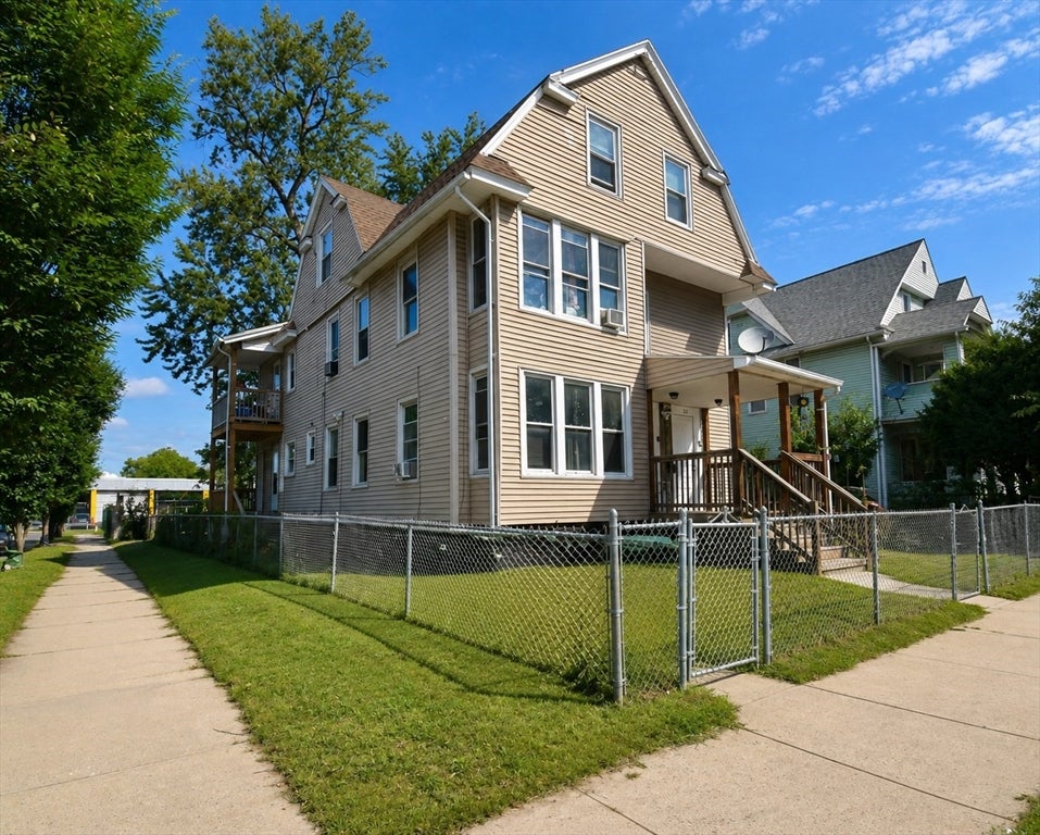 30-32 Huntington St