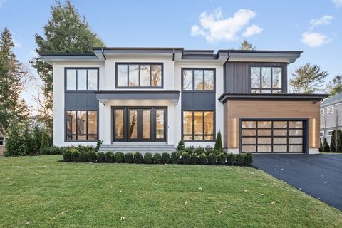 130 Arnold Newton MA 02459