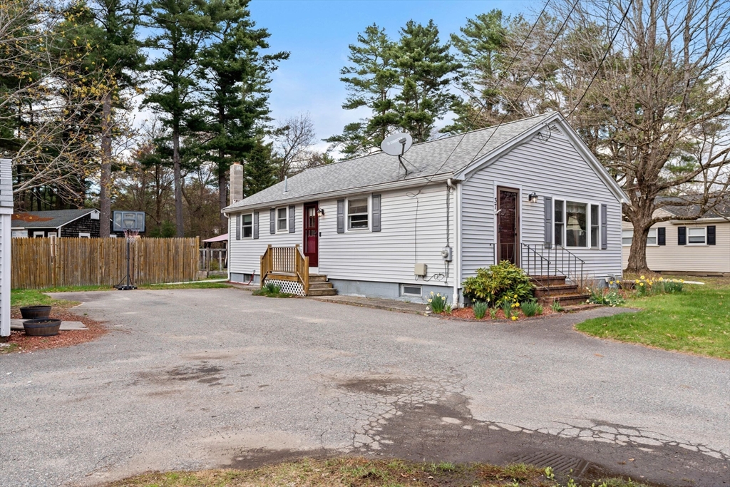 37 Anderson Ave