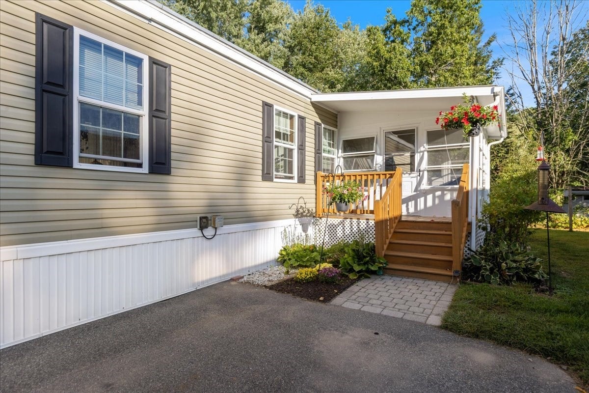 22 Willow Road