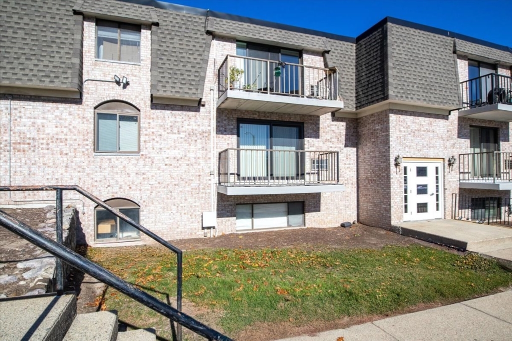 40 High St (Cass Street Entrance) 207