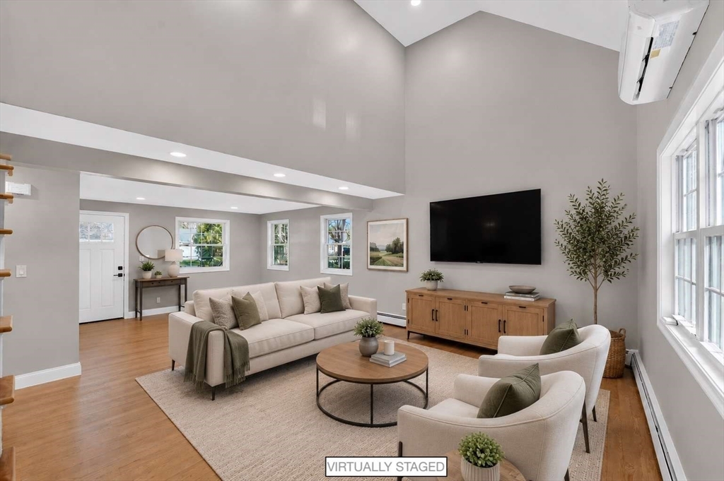 477 Edgell Rd