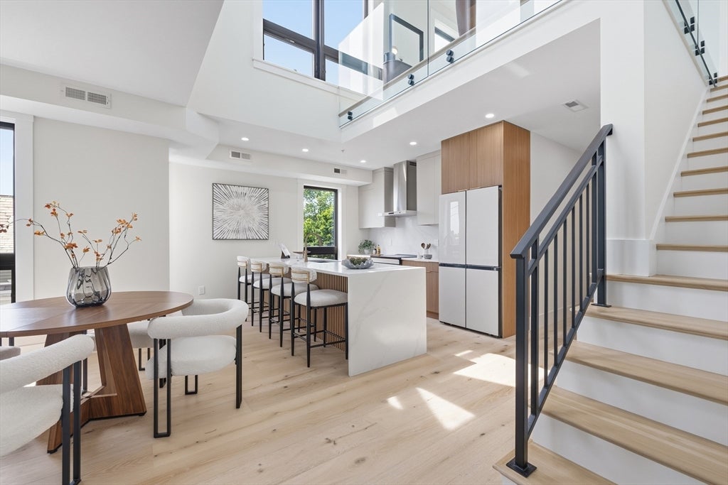 17 Holmes ST #PH1, Quincy, MA Photo #10
