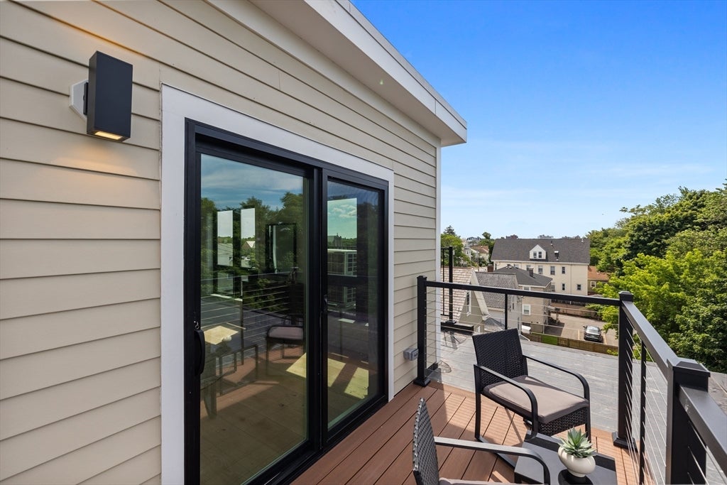 17 Holmes ST #PH1, Quincy, MA Photo #37