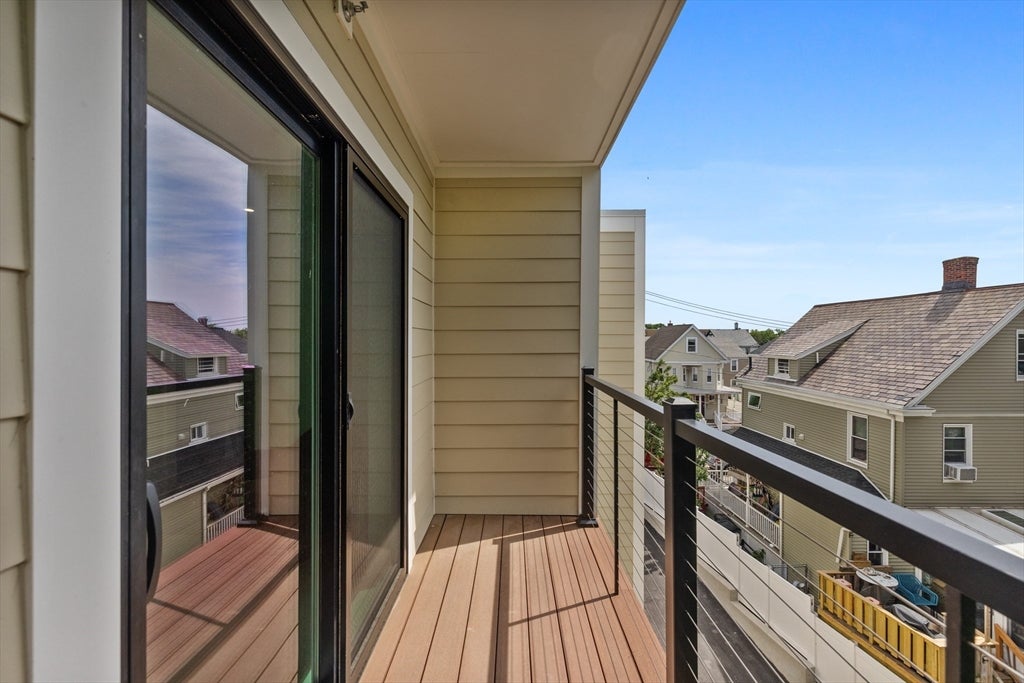 17 Holmes ST #PH1, Quincy, MA Photo #29