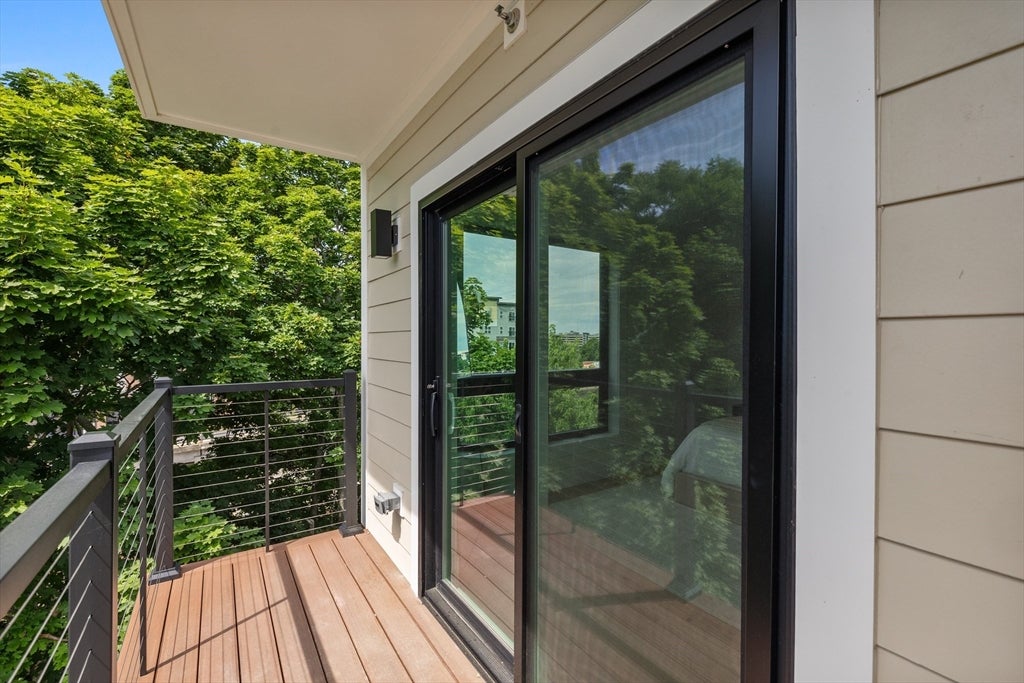 17 Holmes ST #PH1, Quincy, MA Photo #28