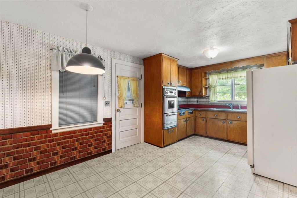258 Kendrick St