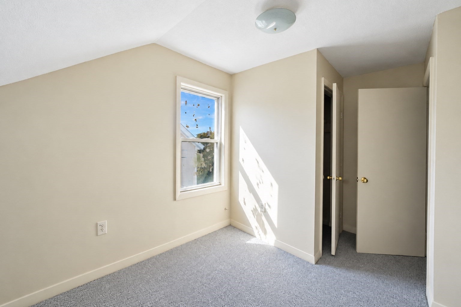 64 Tremont St, Fall River, MA, 64 Tremont St, Fall River, MA Photo #21