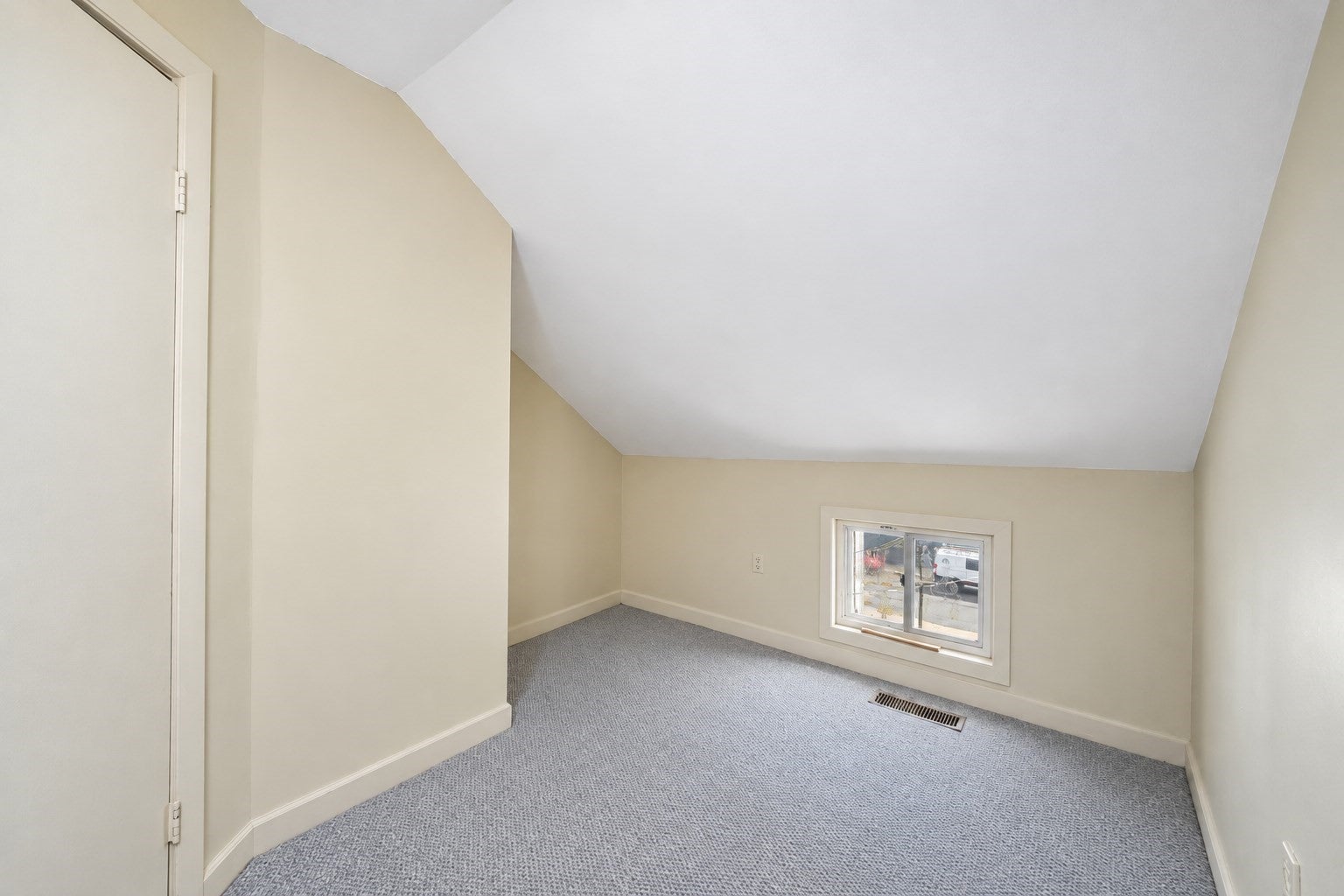 64 Tremont St, Fall River, MA, 64 Tremont St, Fall River, MA Photo #23