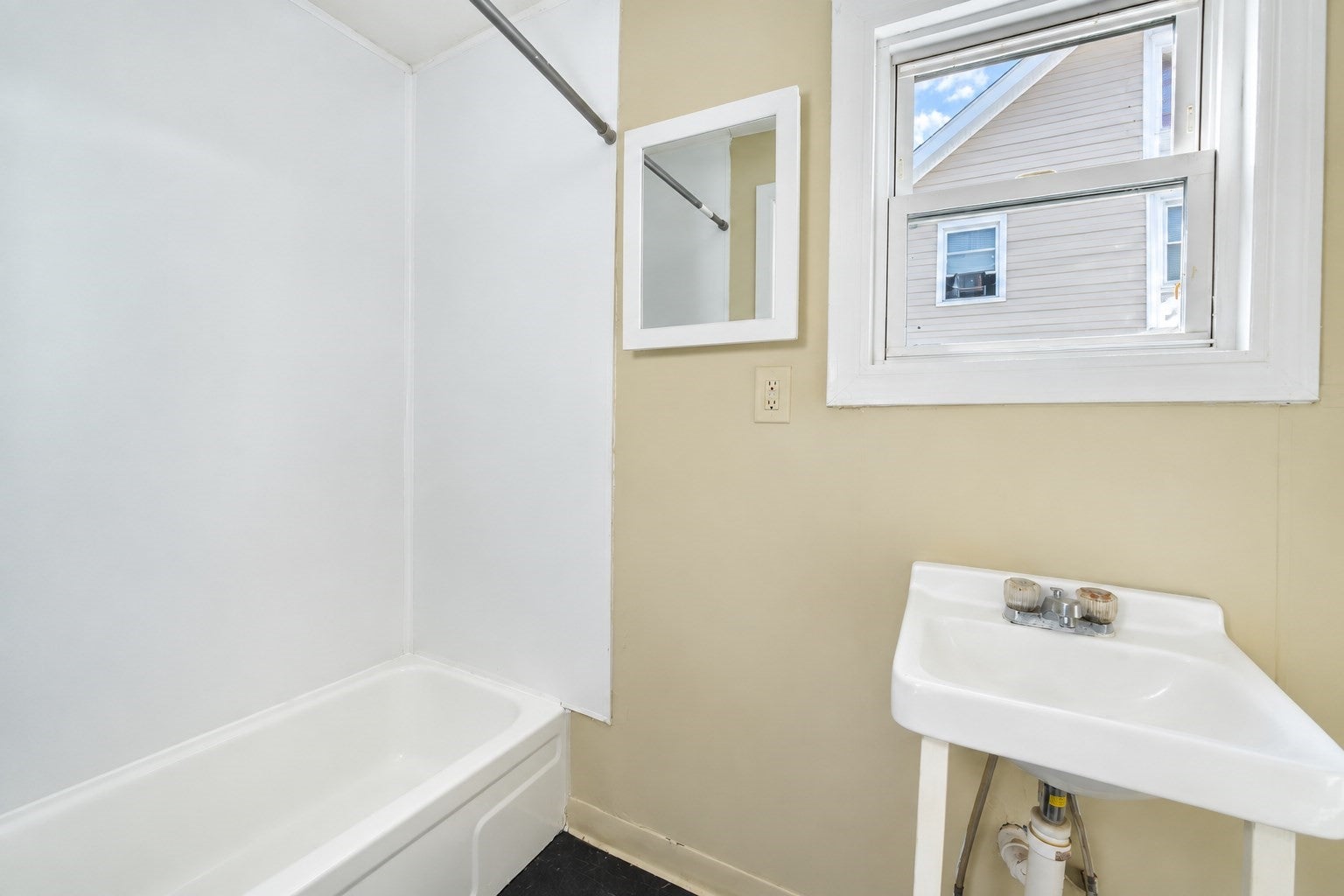 64 Tremont St, Fall River, MA, 64 Tremont St, Fall River, MA Photo #11