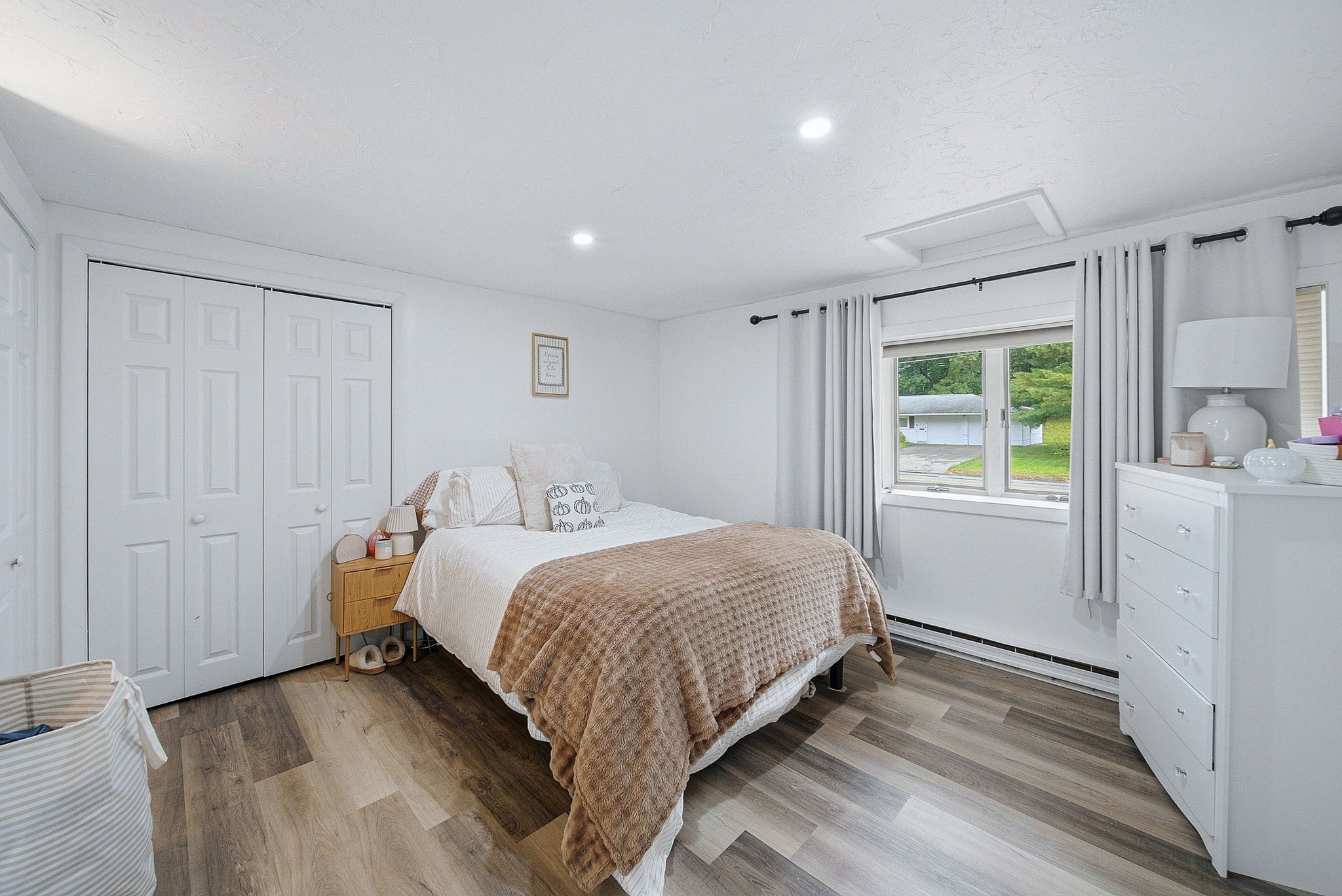 50 Barry Rd, Worcester, MA, 50 Barry Rd, Worcester, MA Photo #15