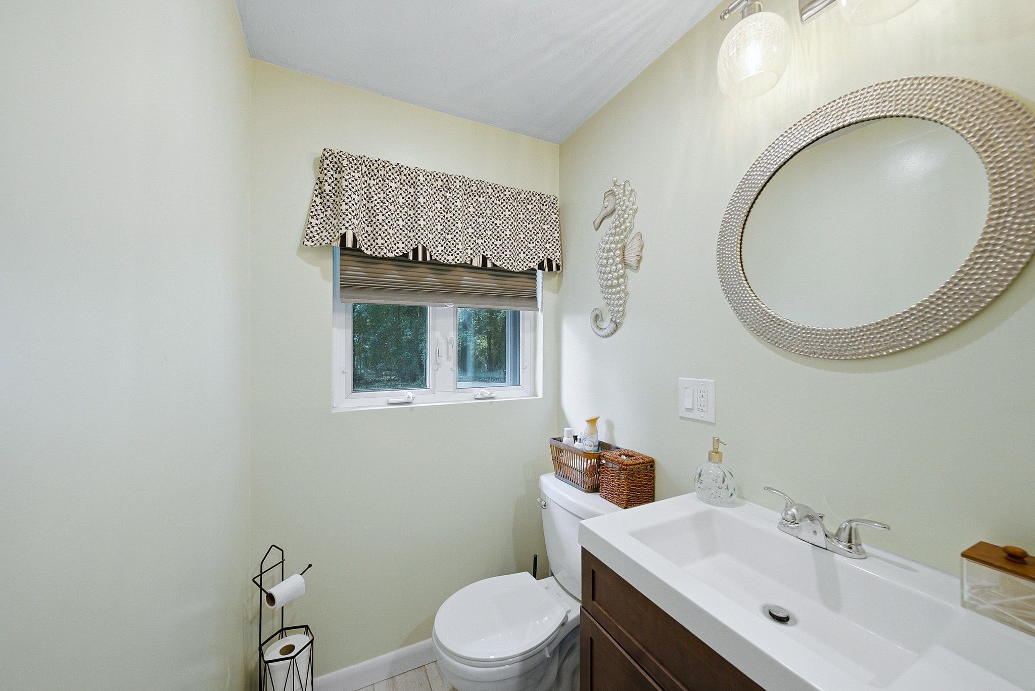 50 Barry Rd, Worcester, MA, 50 Barry Rd, Worcester, MA Photo #19