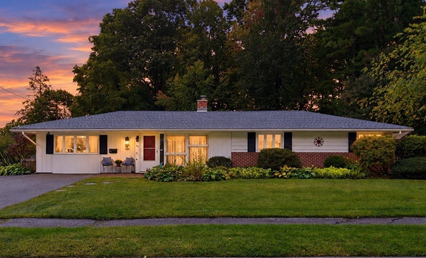 50 Barry Rd, Worcester, MA, 50 Barry Rd, Worcester, MA Photo #2