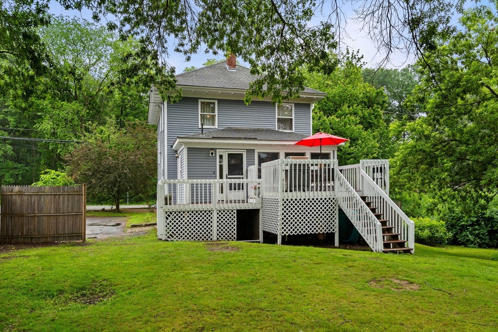 866 Amesbury Rd