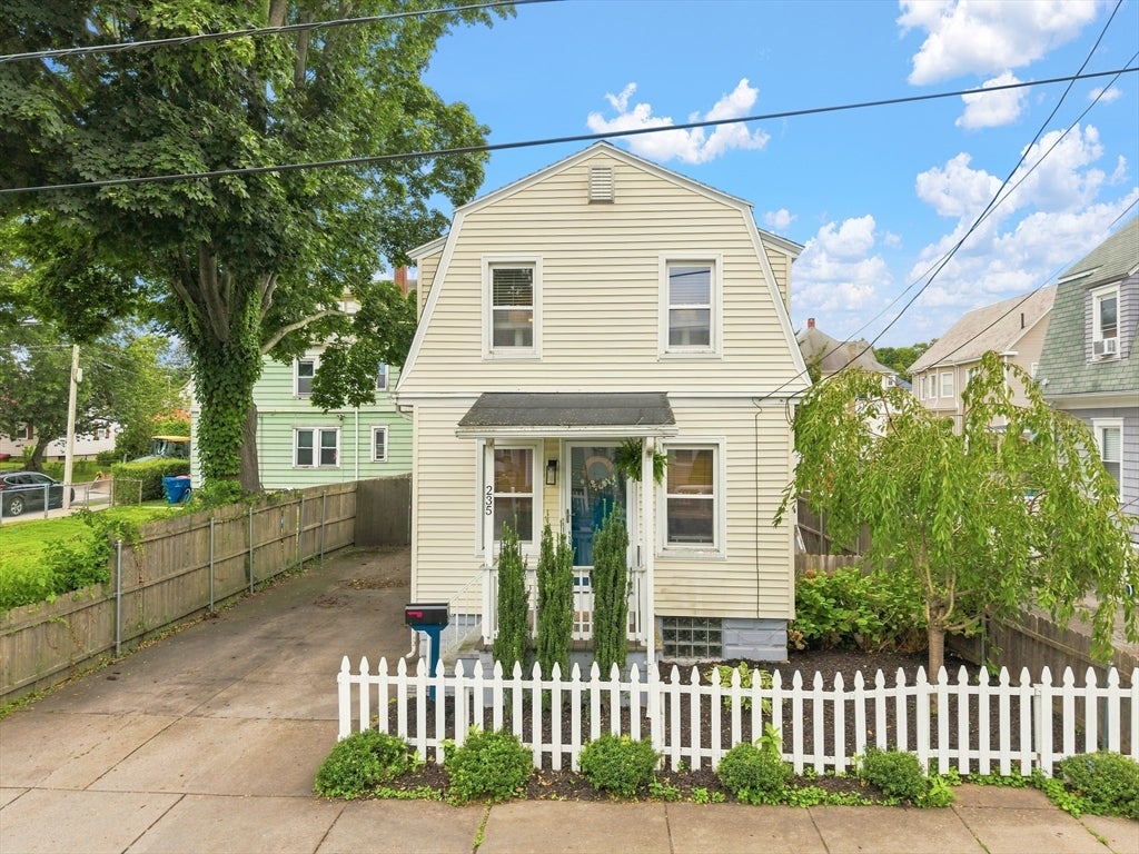 235 Tremont St, New Bedford, MA, 235 Tremont St, New Bedford, MA Photo #22