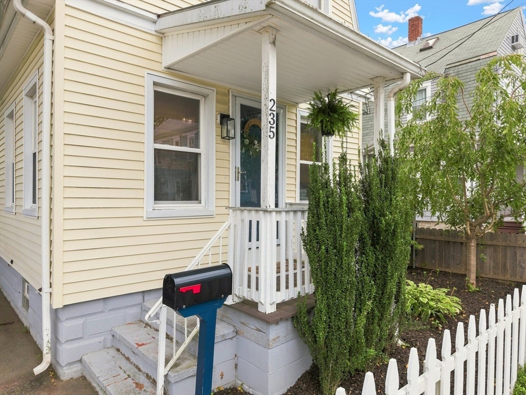 235 Tremont St, New Bedford, MA, 235 Tremont St, New Bedford, MA Photo #20