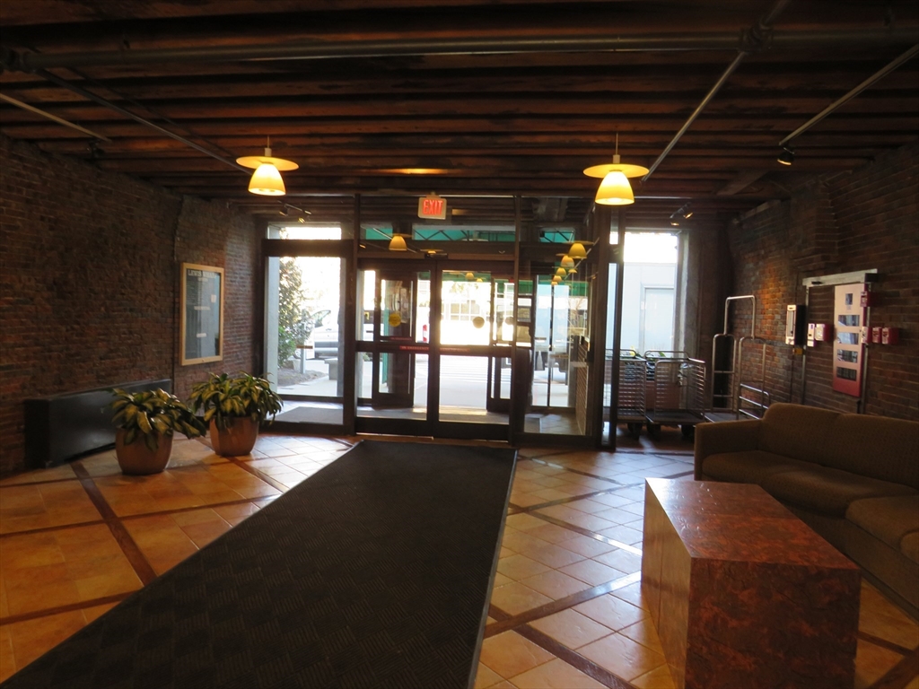 28 Atlantic Avenue 435