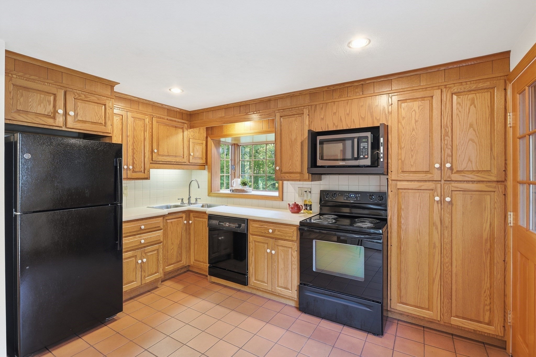 46 Beaver Brook Road, Westford, MA, 46 Beaver Brook Road, Westford, MA Photo #13