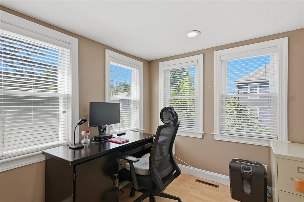 112 Stoughton St, Quincy, MA, 112 Stoughton St, Quincy, MA Photo #14