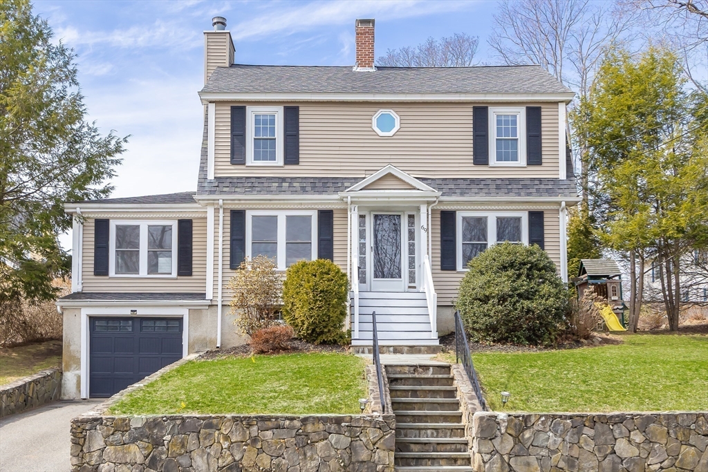 Needham, Massachusetts 02492, United States, 3 Bedrooms Bedrooms, ,3 BathroomsBathrooms,Residential,Contingent,90400