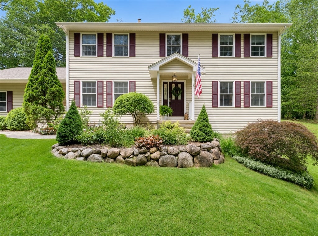 Photo of 106 Valley Rd, Southampton, MA 01073 (MLS # 73555626)