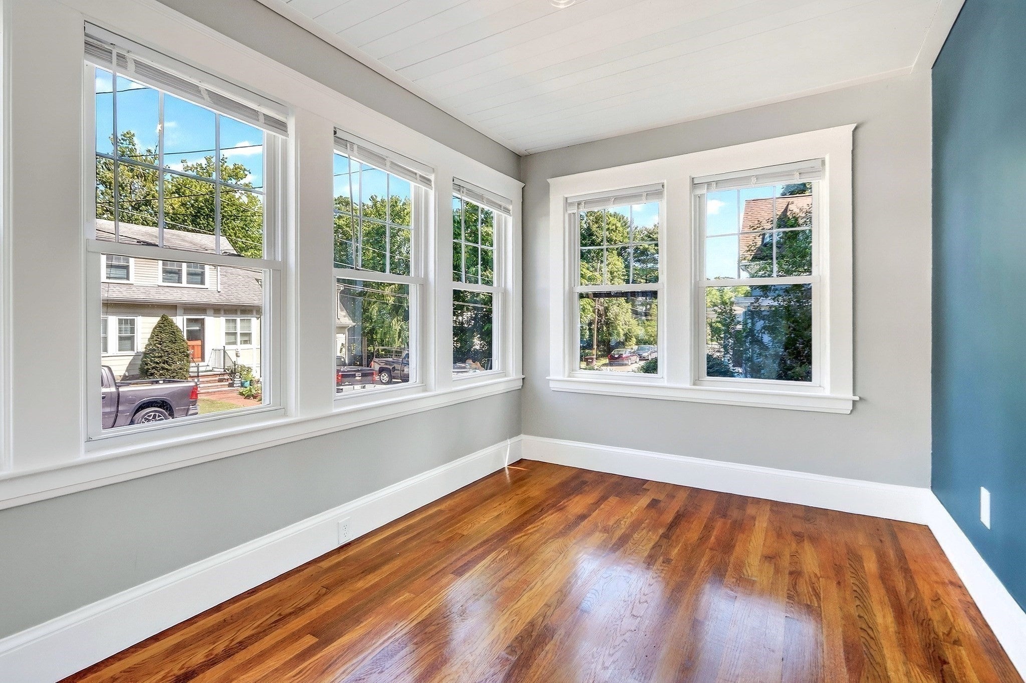 31 Greenhood St