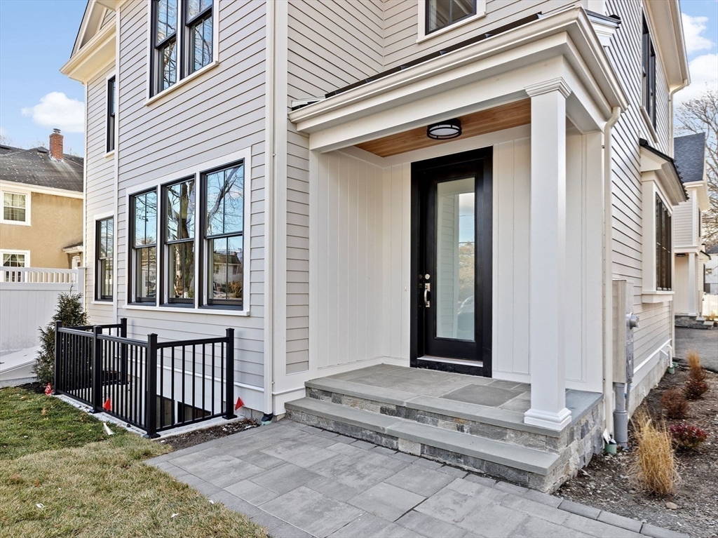 32 Kingsbury St 1