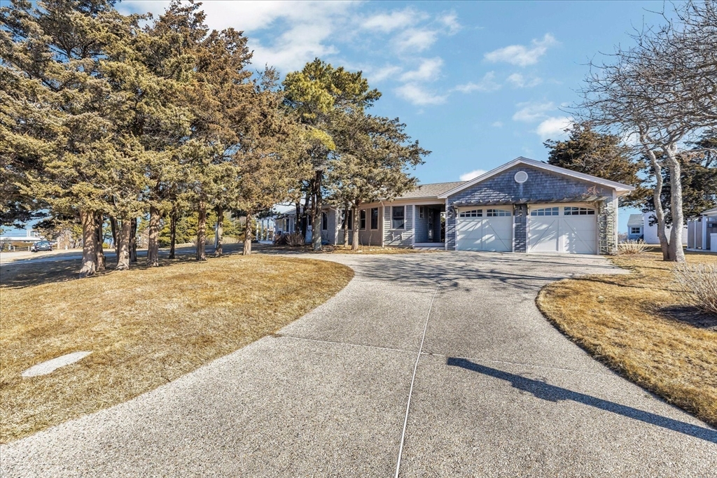 38 Sunset Point Rd