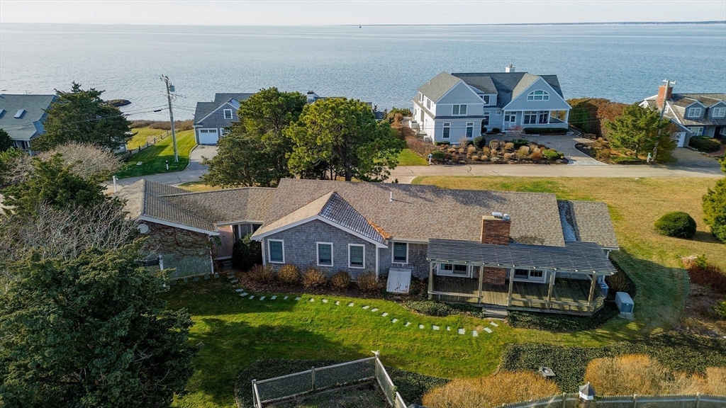 38 Sunset Point Rd