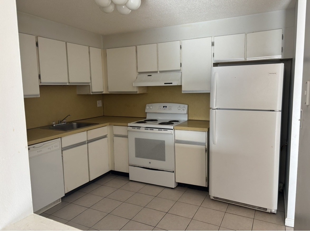406 Broadway 301