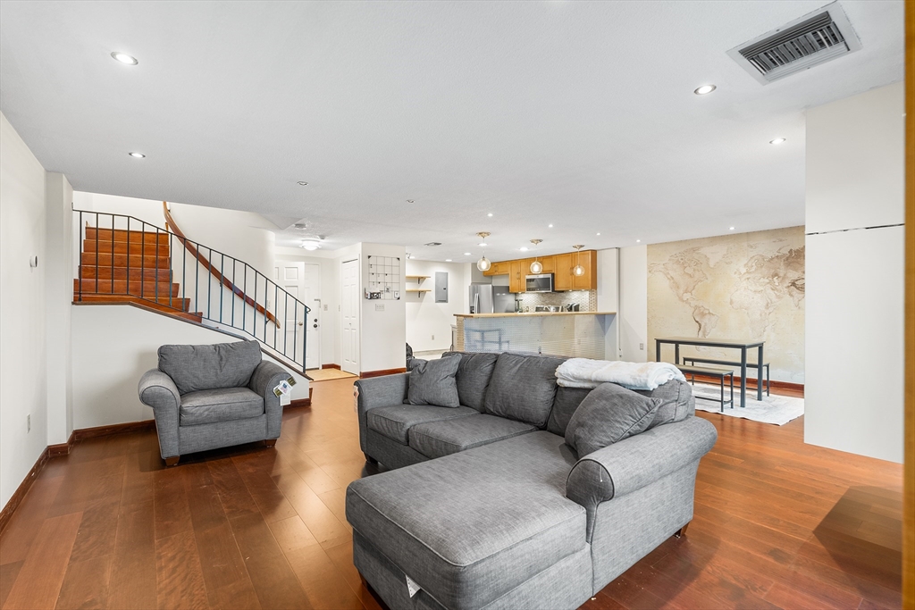 154 Lynnway 509