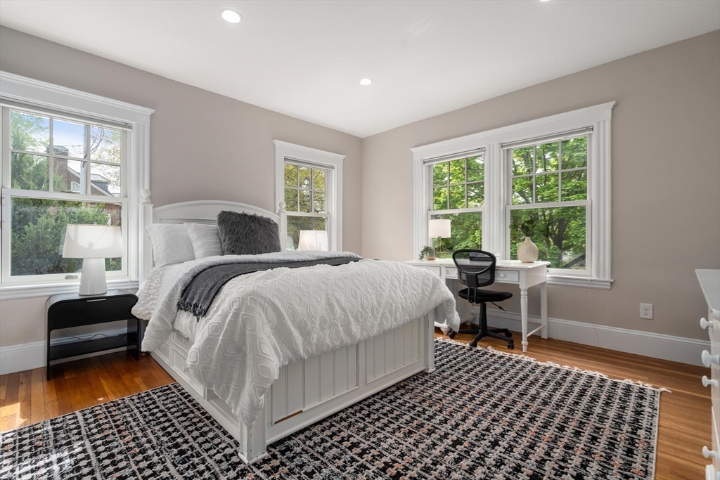 799 Commonwealth Avenue, Newton, MA Photo #24