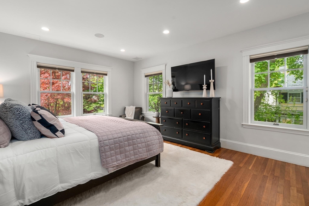 799 Commonwealth Avenue, Newton, MA Photo #20