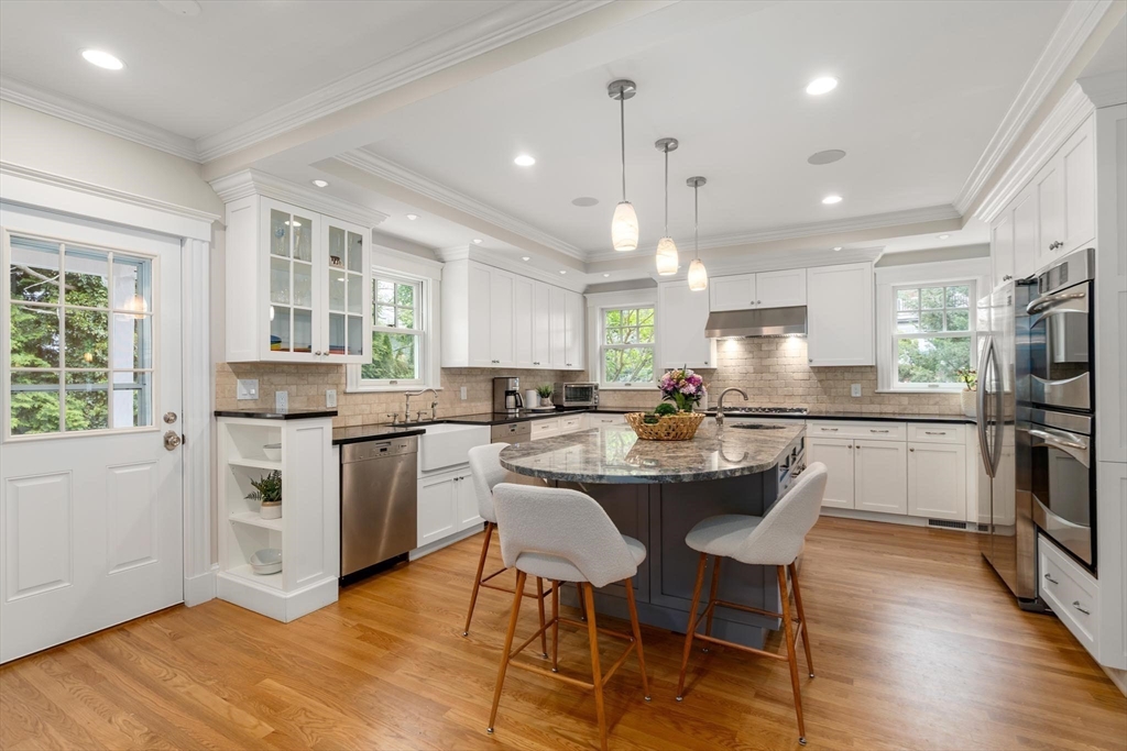 799 Commonwealth Avenue, Newton, MA Photo #12