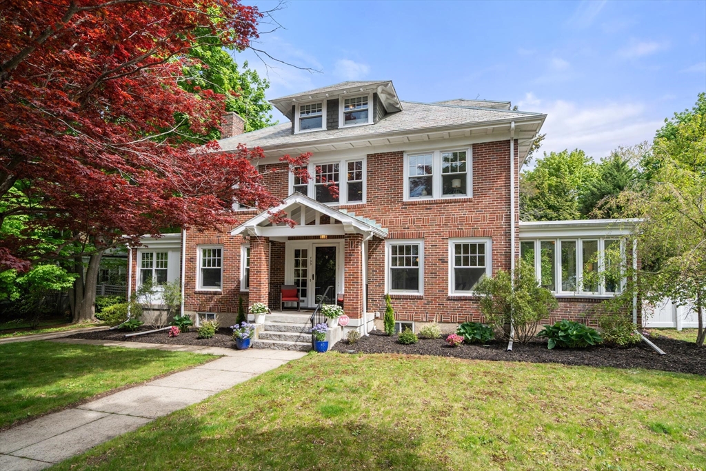 799 Commonwealth Avenue, Newton, MA Photo #1