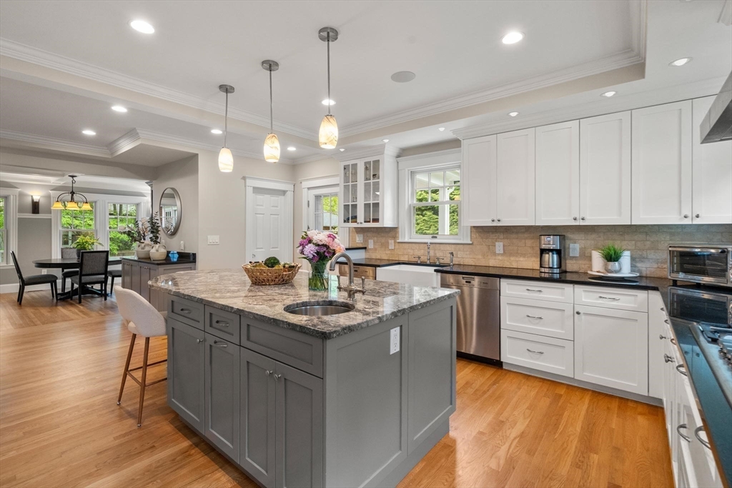 799 Commonwealth Avenue, Newton, MA Photo #11