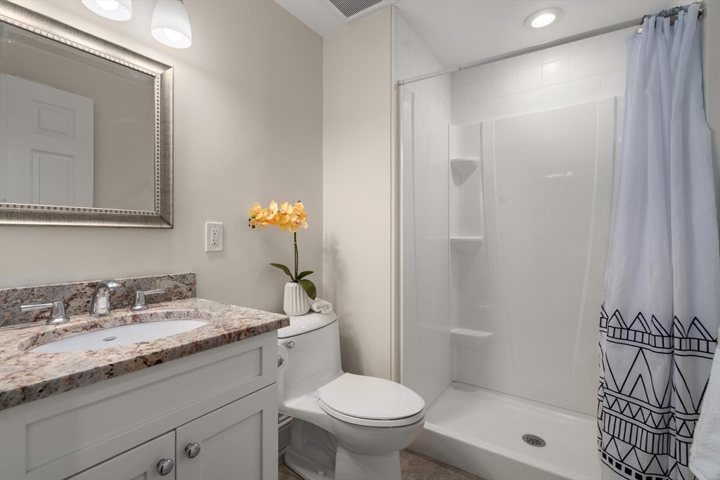 799 Commonwealth Avenue, Newton, MA Photo #37