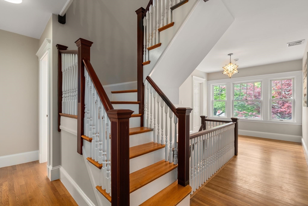 799 Commonwealth Avenue, Newton, MA Photo #18
