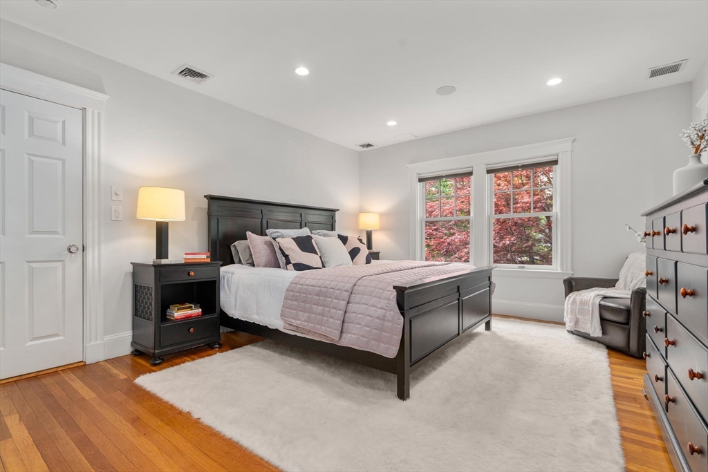 799 Commonwealth Avenue, Newton, MA Photo #19