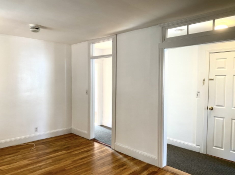 337 Village St 3