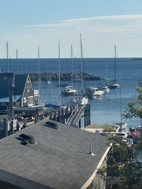 2 Mount Pleasant St 3 Rockport MA 01966