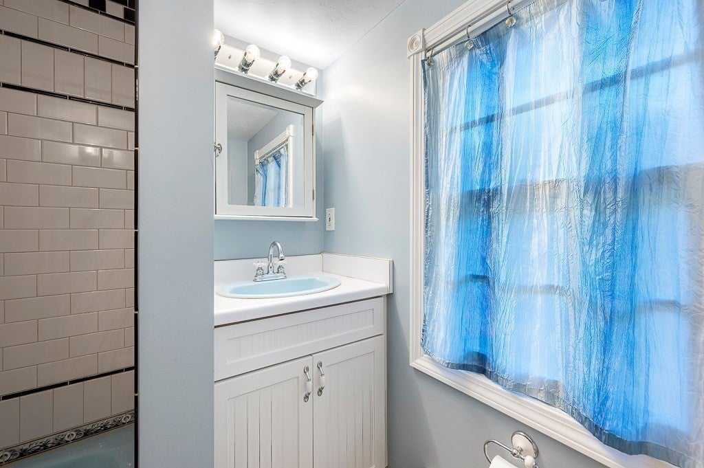 27 Grimes Rd, Hubbardston, MA, 27 Grimes Rd, Hubbardston, MA Photo #27